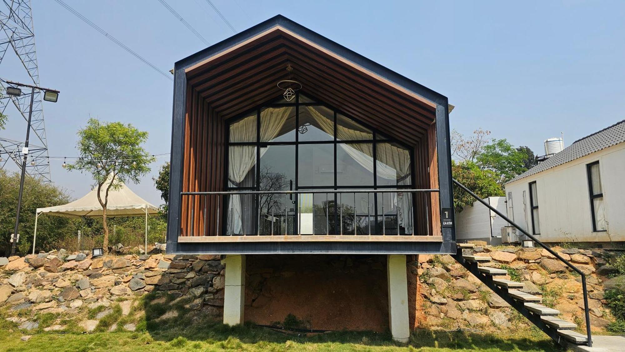 Aura Farms - Private Pool Cottages Rāmanagaram Eksteriør billede