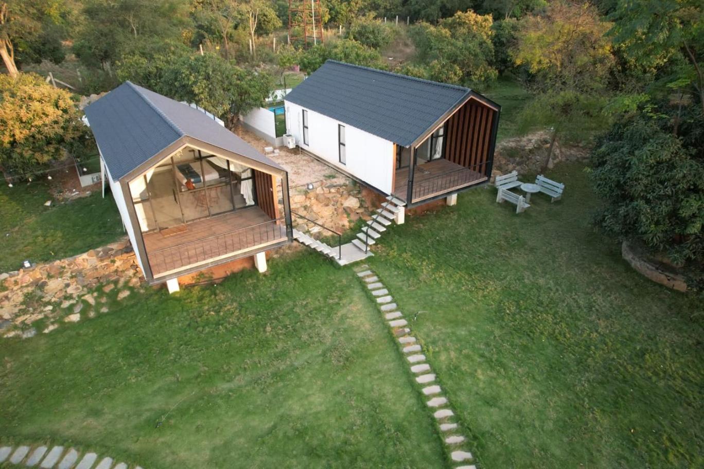 Aura Farms - Private Pool Cottages Rāmanagaram Eksteriør billede